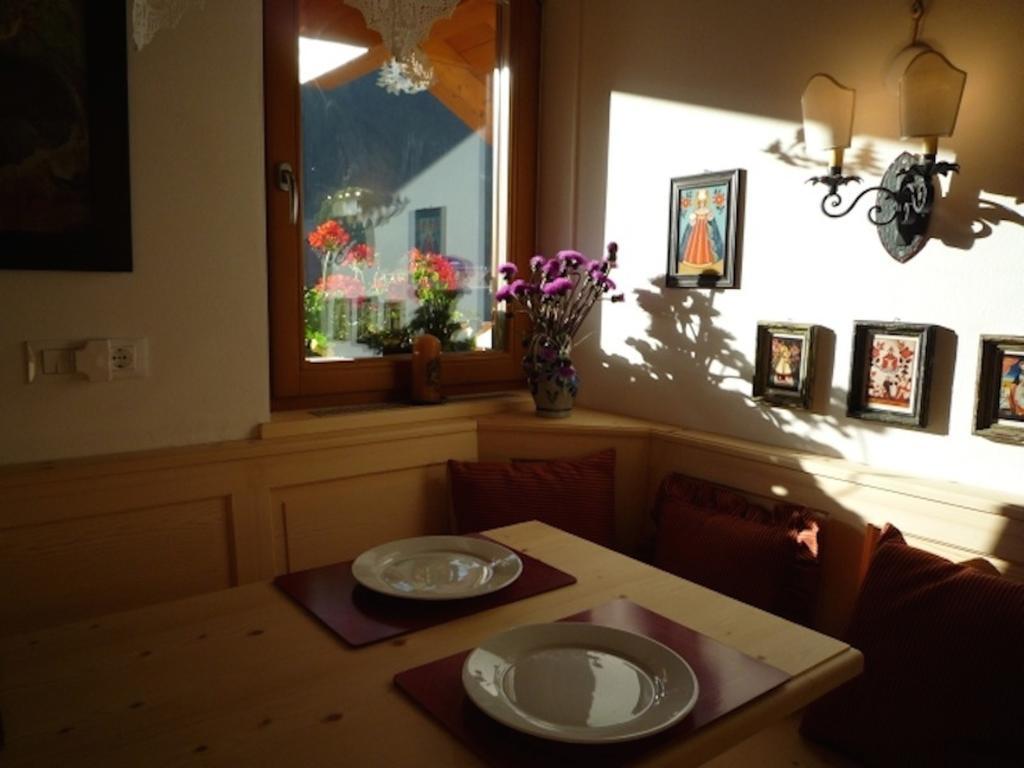 Mansarda Dolomiti Appartement Rasun di Sopra Kamer foto
