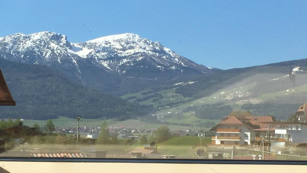 Mansarda Dolomiti Appartement Rasun di Sopra Buitenkant foto