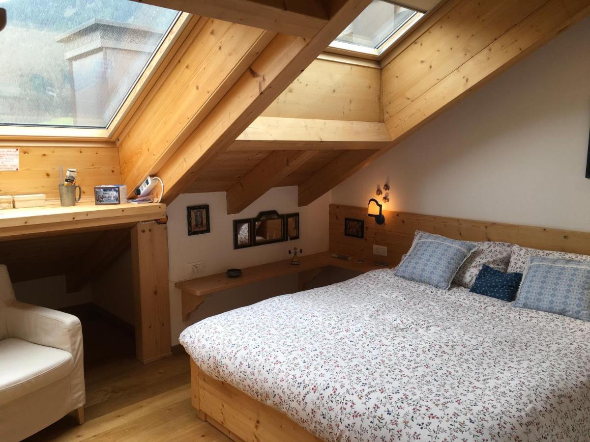 Mansarda Dolomiti Appartement Rasun di Sopra Buitenkant foto